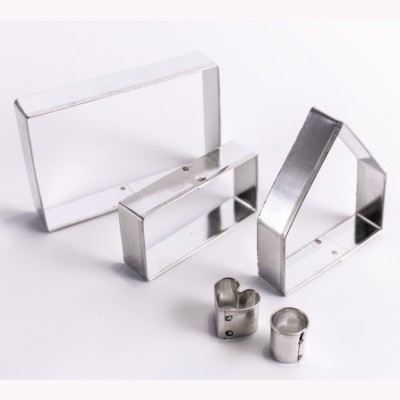 Wykrawaczka metalowa - DOMEK - 75X50mm- WM552